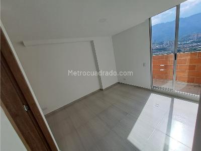 Apartamento de 3 alcobas en venta en Madera, Bello, 55 m² · foto 11 de 20