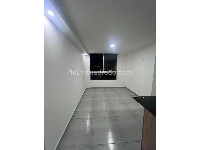 Apartamento de 3 alcobas en venta en Madera, Bello, 55 m² · foto 12 de 20