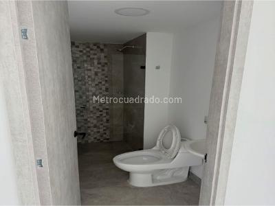 Apartaestudio en venta en Cañaveralejo, Sabaneta, 46 m² · foto 6 de 8
