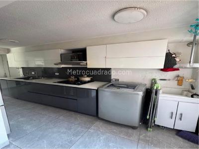 Apartamento en venta en Suramerica, Itagüí · foto 2 de 10