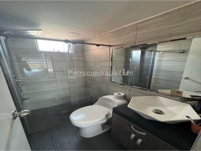 Apartamento en venta en Suramerica, Itagüí · foto 8 de 10