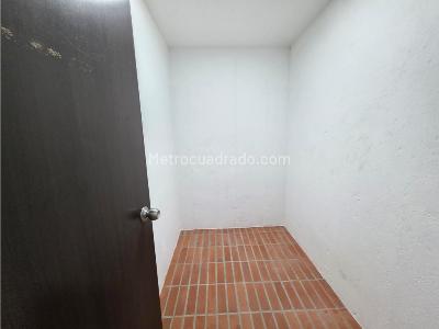 Apartamento de 2 alcobas en venta en Villas Del Carmen, Sabaneta, 66 m² · foto 6 de 20