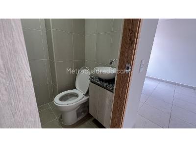 Apartamento de 3 alcobas en venta en Niquia, Bello, 91 m² · foto 8 de 17