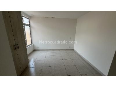 Apartamento de 3 alcobas en venta en Niquia, Bello, 91 m² · foto 10 de 17