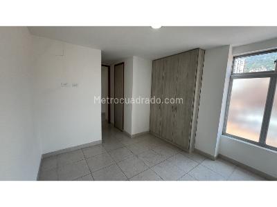 Apartamento de 3 alcobas en venta en Niquia, Bello, 91 m² · foto 11 de 17