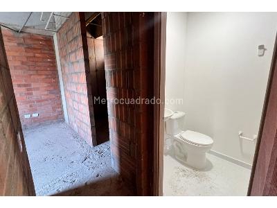 Apartamento de 2 alcobas en venta en Ciudad Fabricato, Bello, 56 m² · foto 6 de 16
