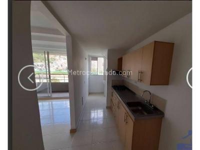 Apartamento de 3 alcobas en venta en La Gabriela, Bello, 72 m² · foto 2 de 10