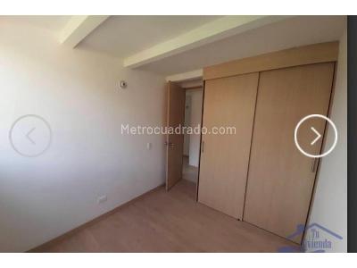 Apartamento de 3 alcobas en venta en La Gabriela, Bello, 72 m² · foto 7 de 10