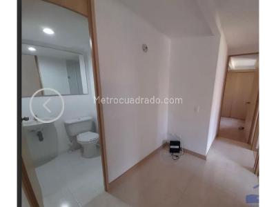 Apartamento de 3 alcobas en venta en La Gabriela, Bello, 72 m² · foto 9 de 10