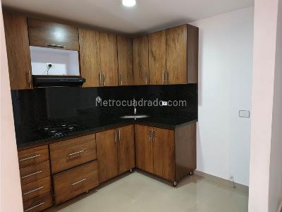 Apartamento de 3 alcobas en venta en Las Lomitas, Sabaneta, 89 m² · foto 4 de 15