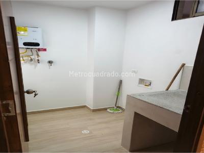 Apartamento de 3 alcobas en venta en Las Lomitas, Sabaneta, 89 m² · foto 12 de 15
