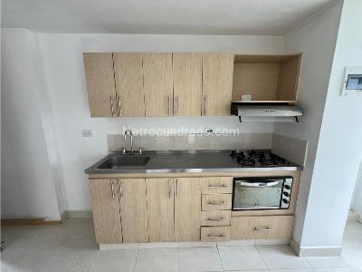 Apartamento de 3 alcobas en venta en La Gabriela, Bello, 63 m² · foto 3 de 13