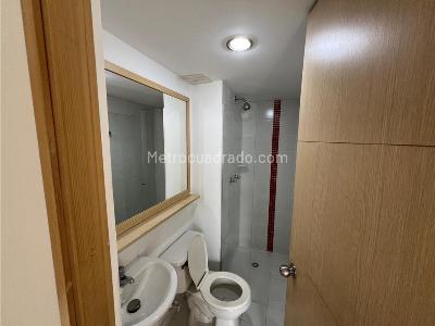 Apartamento de 3 alcobas en venta en La Gabriela, Bello, 63 m² · foto 10 de 13