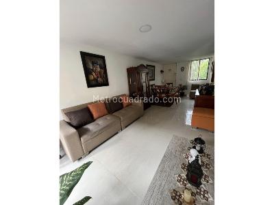 Apartamento de 3 alcobas en venta en Cabañas, Bello, 63 m² · foto 2 de 10