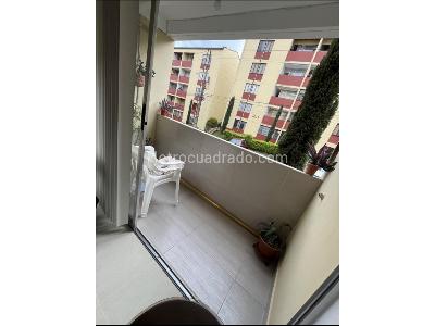 Apartamento de 3 alcobas en venta en Cabañas, Bello, 63 m² · foto 4 de 10