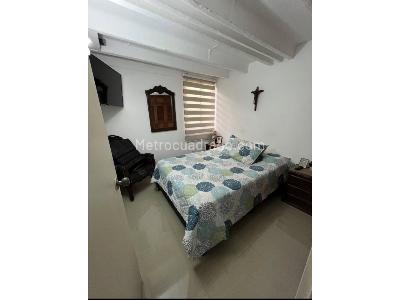 Apartamento de 3 alcobas en venta en Cabañas, Bello, 63 m² · foto 8 de 10