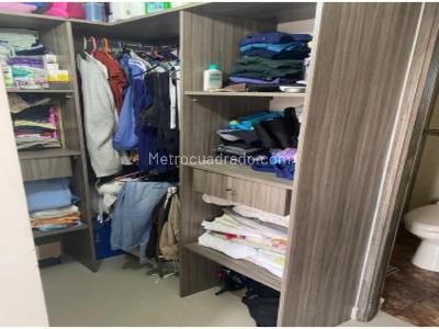 Apartamento de 3 alcobas en venta en Valadares, Bello, 72 m² · foto 6 de 13