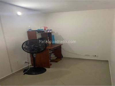 Apartamento de 3 alcobas en venta en Valadares, Bello, 72 m² · foto 8 de 13
