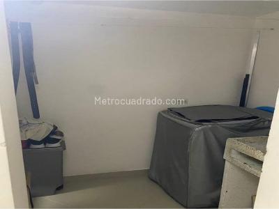 Apartamento de 3 alcobas en venta en Valadares, Bello, 72 m² · foto 11 de 13