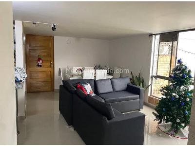 Apartamento de 3 alcobas en venta en Valadares, Bello, 72 m² · foto 13 de 13