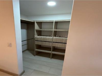 Apartamento de 3 alcobas en venta en Las Lomitas, Sabaneta, 88 m² · foto 10 de 20