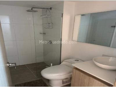 Apartamento de 3 alcobas en venta en Las Lomitas, Sabaneta, 88 m² · foto 13 de 20