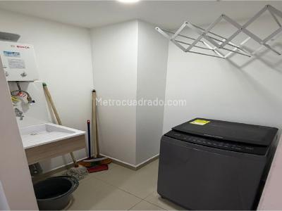 Apartamento de 3 alcobas en venta en Las Lomitas, Sabaneta, 88 m² · foto 15 de 20