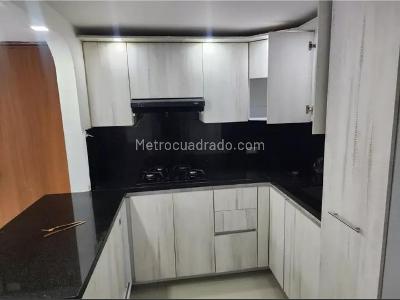 Apartamento de 3 alcobas en venta en Valadares, Bello, 65 m² · foto 3 de 10