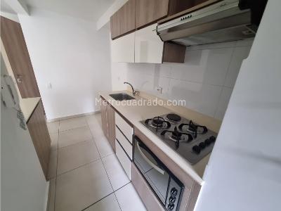 Apartamento de 2 alcobas en venta en San Jose, Sabaneta, 67 m² · foto 3 de 8