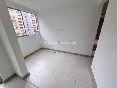 Apartamento de 2 alcobas en venta en San Jose, Sabaneta, 67 m² · foto 5 de 8