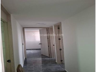 Apartamento de 3 alcobas en venta en El Mirador, Bello, 54 m² · foto 4 de 14