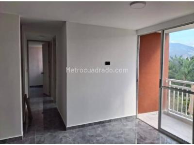 Apartamento de 3 alcobas en venta en El Mirador, Bello, 54 m² · foto 7 de 14