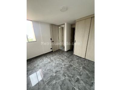 Apartamento de 3 alcobas en venta en El Mirador, Bello, 54 m² · foto 9 de 14