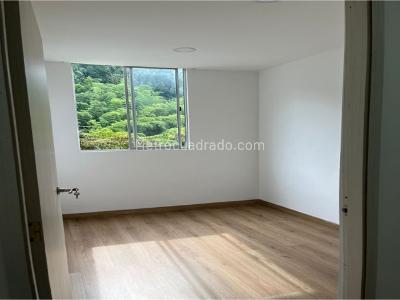 Apartamento de 2 alcobas en venta en San Jose, Sabaneta, 57 m² · foto 7 de 15