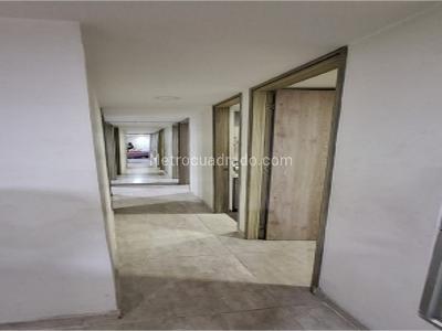 Apartamento de 5 alcobas en venta en Andalucia, Bello, 100 m² · foto 18 de 19