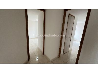 Apartamento de 3 alcobas en venta en Niquia, Bello, 64 m² · foto 7 de 10