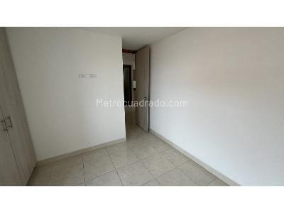 Apartamento de 3 alcobas en venta en Niquia, Bello, 64 m² · foto 9 de 10