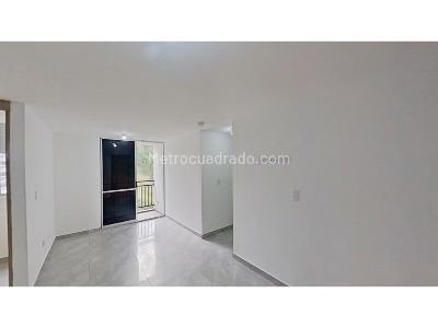 Apartamento de 3 alcobas en venta en Bucaros, Bello, 54 m² · foto 2 de 19