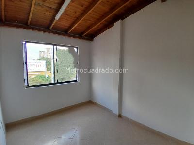 Casa de 3 alcobas en venta en Cabañas, Bello, 84 m² · foto 4 de 6