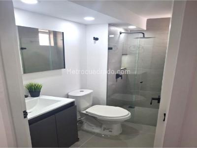 Apartamento de 3 alcobas en venta en Maria Auxiliadora, Sabaneta, 51 m² · foto 6 de 18