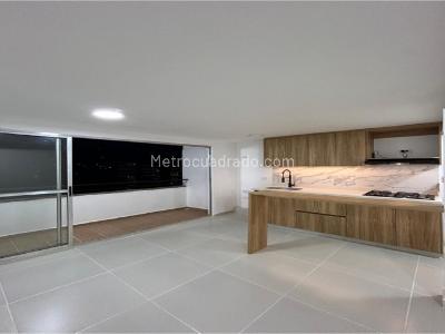 Apartamento de 3 alcobas en venta en San Gabriel, Bello, 57 m² · foto 3 de 16
