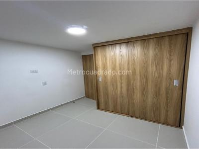 Apartamento de 3 alcobas en venta en San Gabriel, Bello, 57 m² · foto 8 de 16