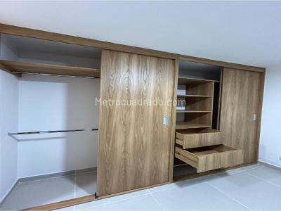 Apartamento de 3 alcobas en venta en San Gabriel, Bello, 57 m² · foto 11 de 16