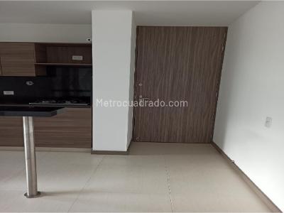 Apartamento en venta en Alto De Las Flores, Sabaneta · foto 2 de 13