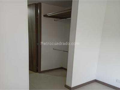 Apartamento en venta en Alto De Las Flores, Sabaneta · foto 8 de 13