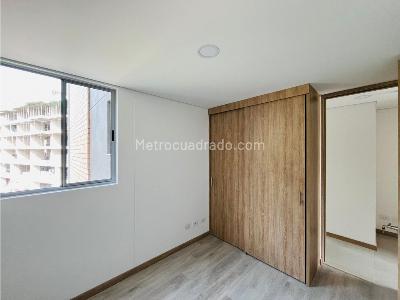 Apartamento de 3 alcobas en venta en San Jose, Sabaneta, 78 m² · foto 9 de 18