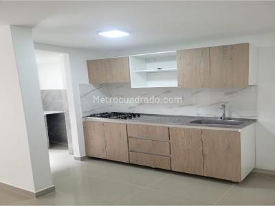 Apartamento de 3 alcobas en venta en Niquia, Bello, 55 m² · foto 3 de 18