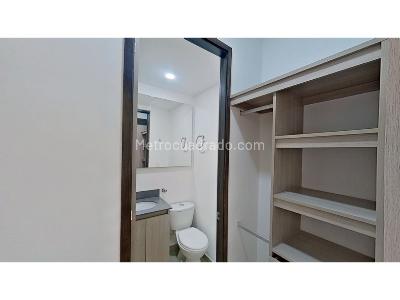 Apartamento de 3 alcobas en venta en Niquia, Bello, 71 m² · foto 12 de 18