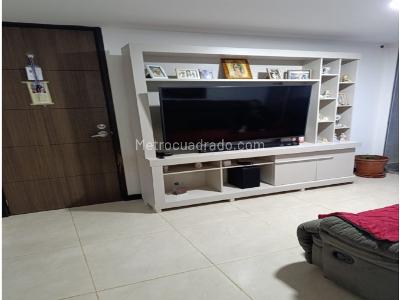 Apartamento de 4 alcobas en venta en San Jose, Sabaneta, 84 m² · foto 9 de 17