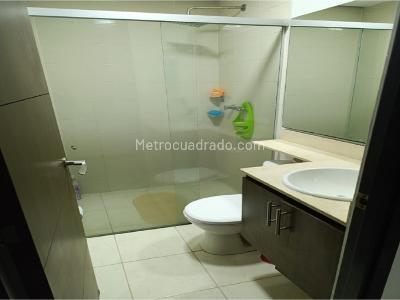 Apartamento de 4 alcobas en venta en San Jose, Sabaneta, 84 m² · foto 11 de 17